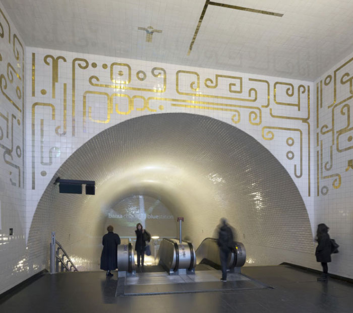 Hecho para recordar Gaseoso futuro 585 - Estación de Metro Baixa-Chiado, Lisboa | Duccio Malagamba